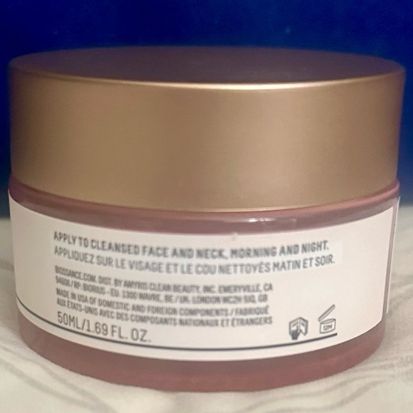 Biossence Squalane + Vitamin C Rose Brightening - Picture 15 of 15